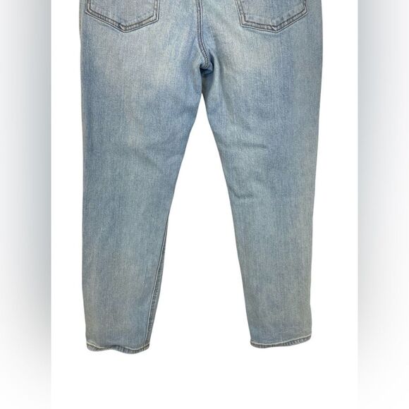 American Eagle Vintage Hi Rise Button Fly Distressed Jean Size 8 - Picture 6 of 10